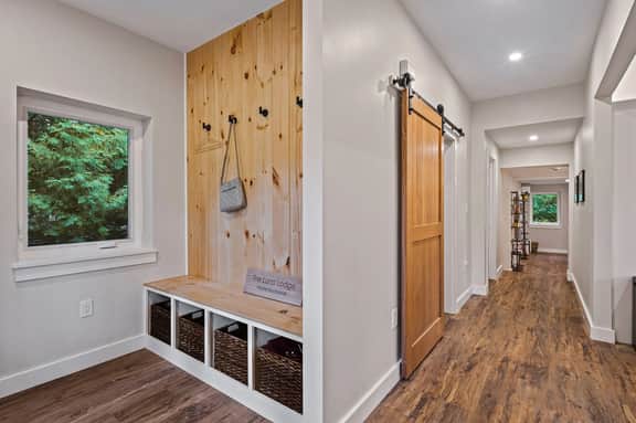 The Luna Lodge - close to old Orchard beach